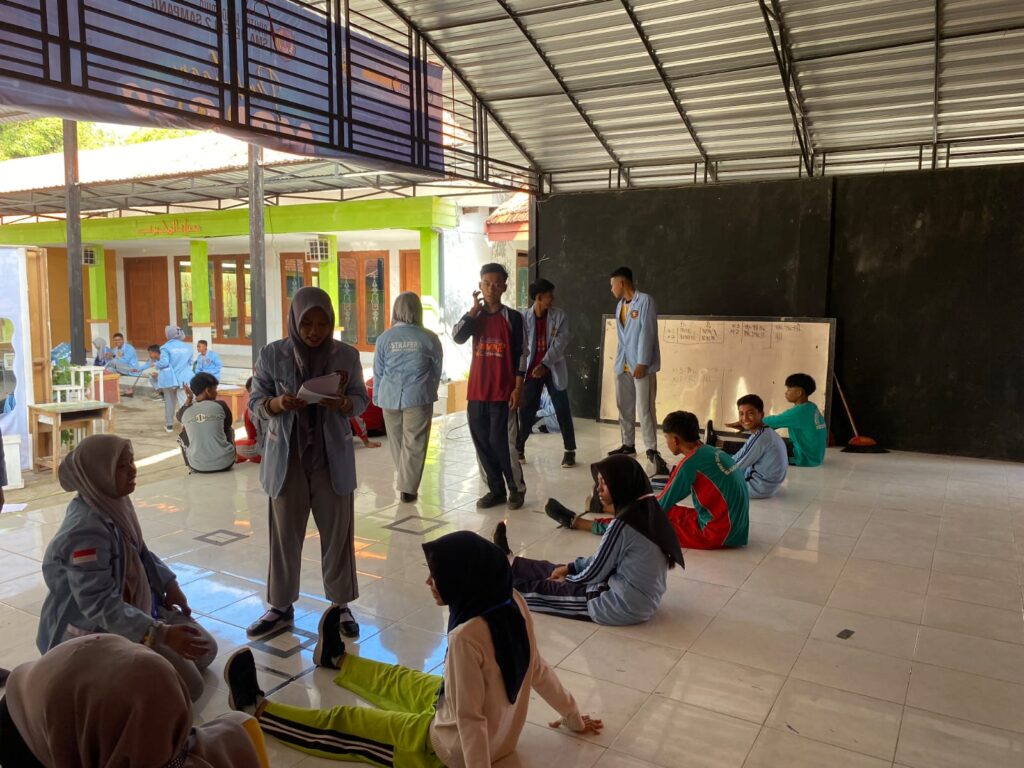 Investasi Kesehatan Sejak Hari Pertama: Senam Bersama dan Uji Kebugaran V-Sit and Reach Warnai MPLS Ramah 2026 SMAN 2 Sampang